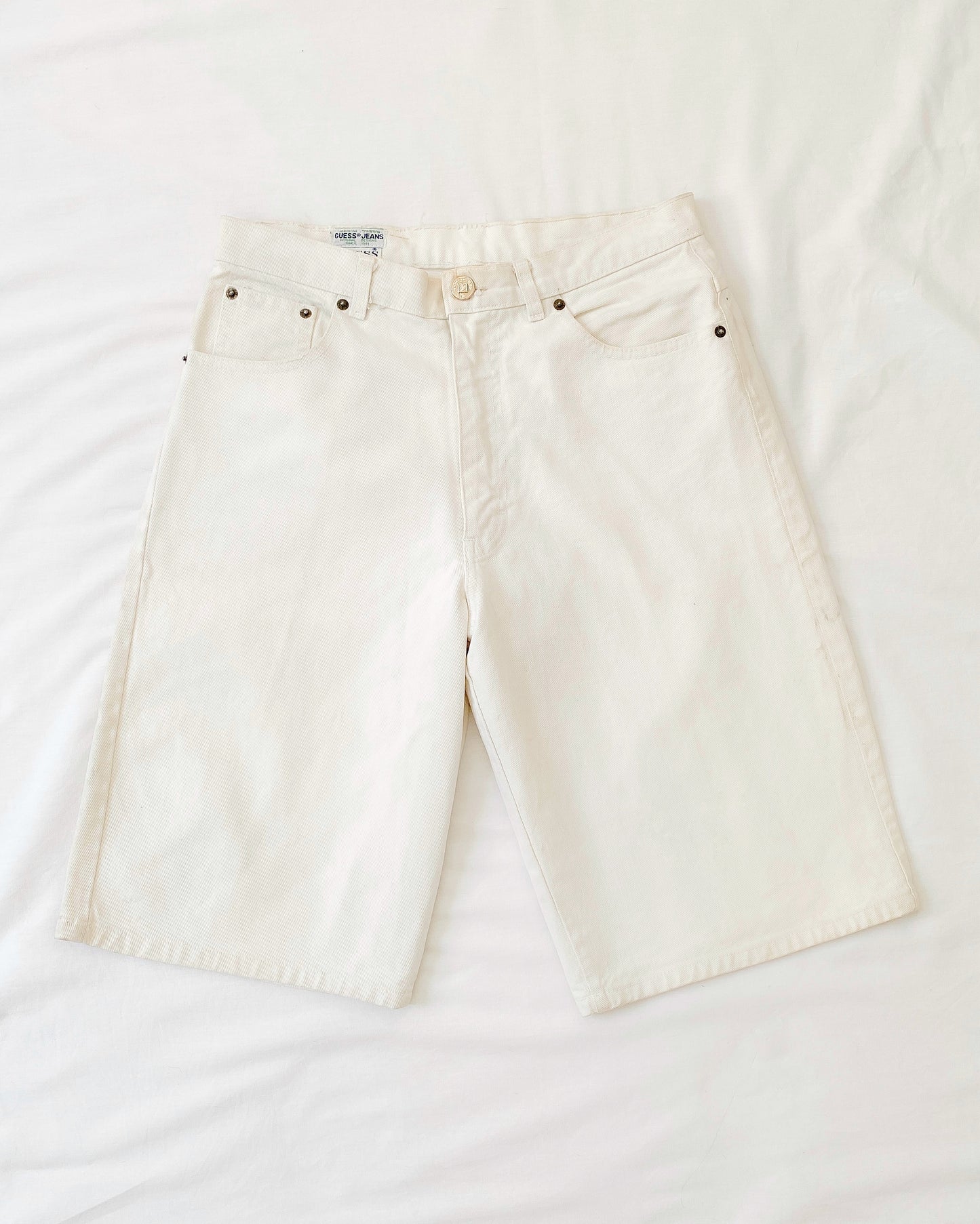 Bermudas Guess