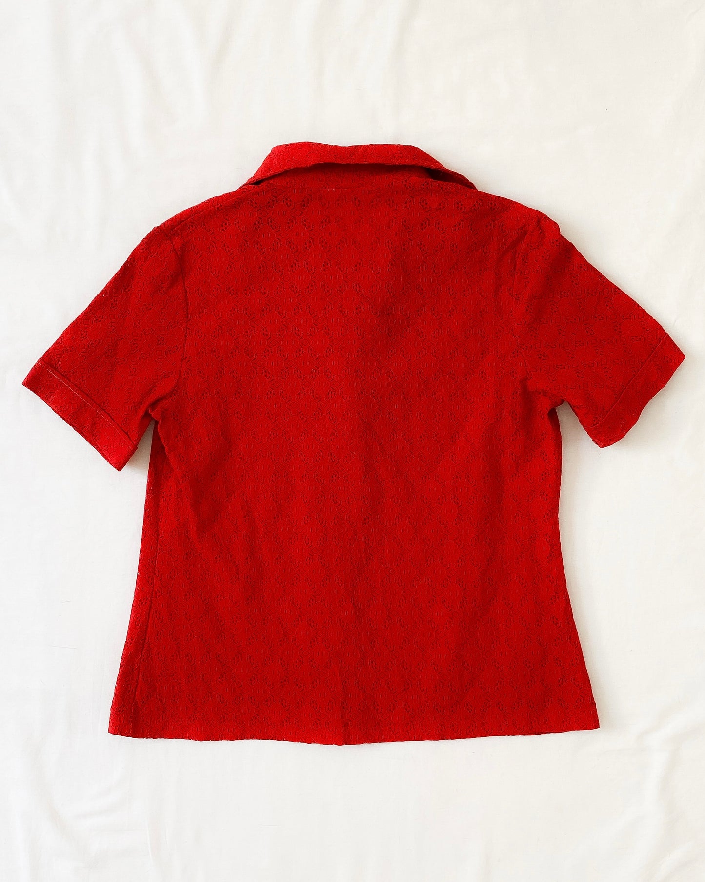 Blusa roja encaje