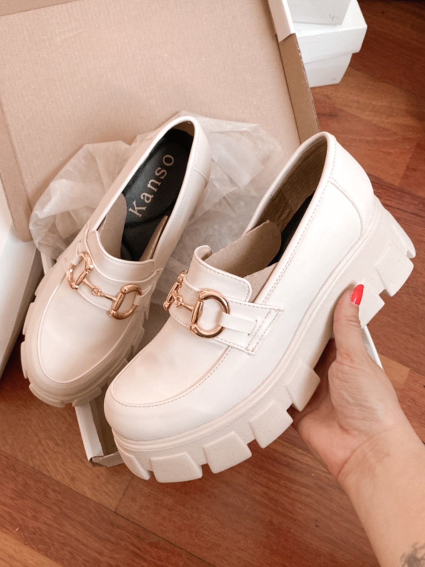 Chunky loafers: Sakura